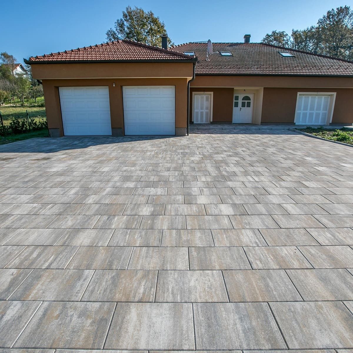 61826800 Semmelrock Senso Grande 60x40 smeđe-sivo prošarana